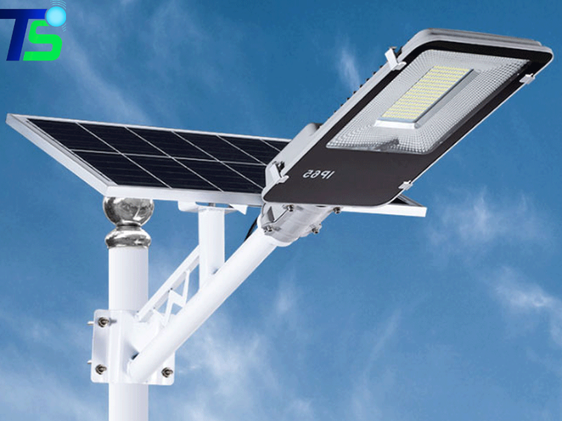 Đèn năng lượng mặt trời loại nào tốt