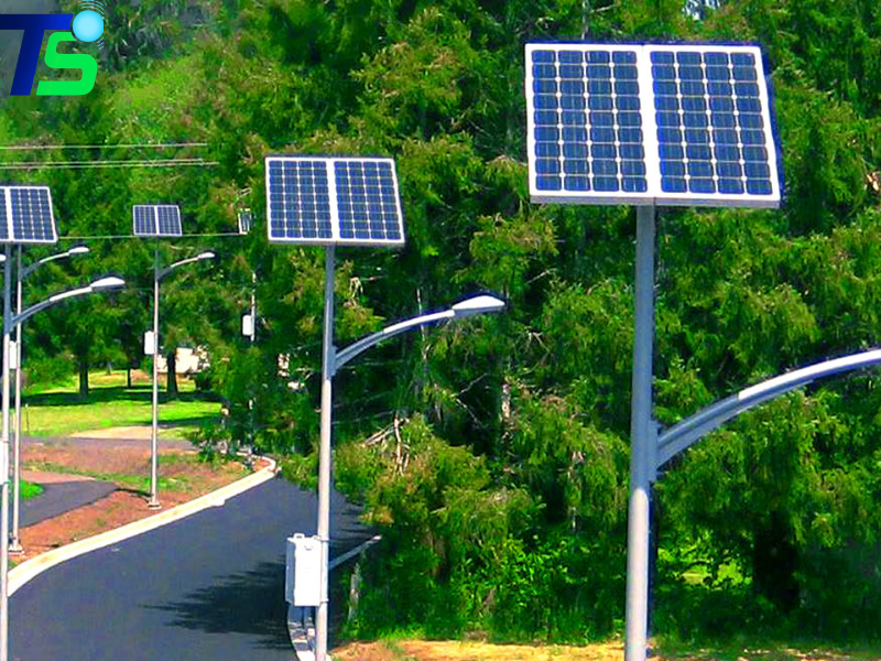 Nên mua đèn năng lượng mặt trời bao nhiêu W