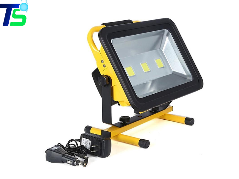 Nên mua đèn năng lượng mặt trời bao nhiêu W