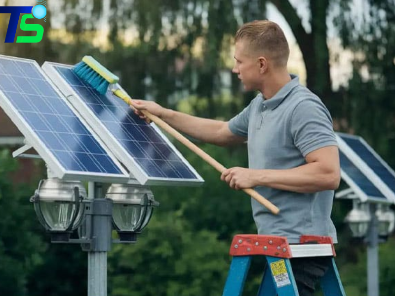 đèn nâng lượng mặt trời không tắt được