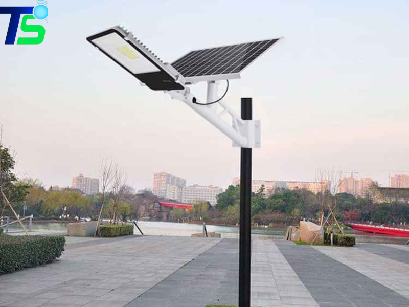 đèn năng lượng mặt trời không sáng